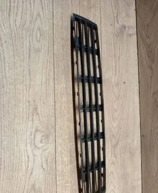 Audi A4 S4 B5 8D Front bumper lower grill 8D0807683AA