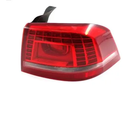 Volkswagen PASSAT B7 Rear/tail lights 3AE945208B