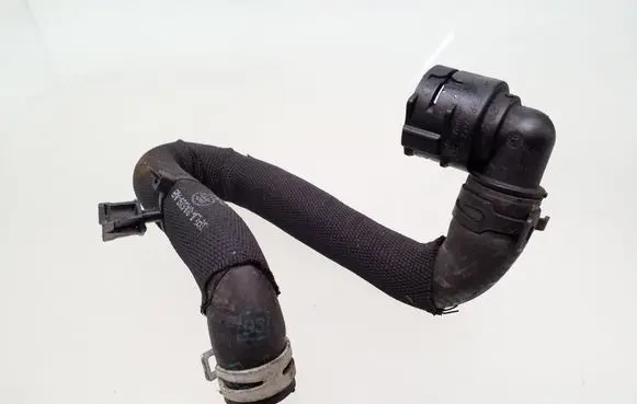 Land Rover Defender Engine coolant pipe/hose JPLA8A589AB