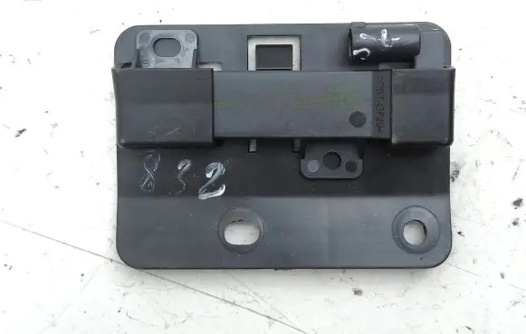 Jeep Cherokee Keyless system antenna P68186637AA