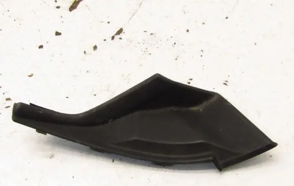 Mitsubishi Outlander Wiper trim 7405A538
