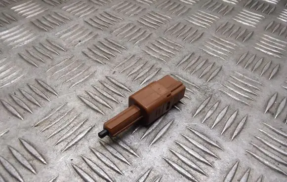 Clutch pedal sensor