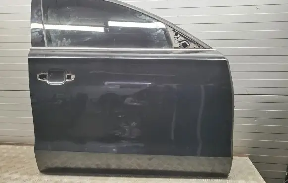 Audi A8 S8 D4 4H Front door LZ9Y