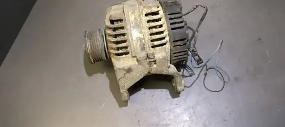 Audi A4 S4 B5 8D Generator/alternator 058903016E