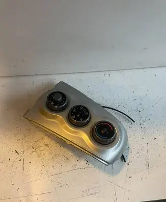 Toyota Yaris Climate control unit 554060D190