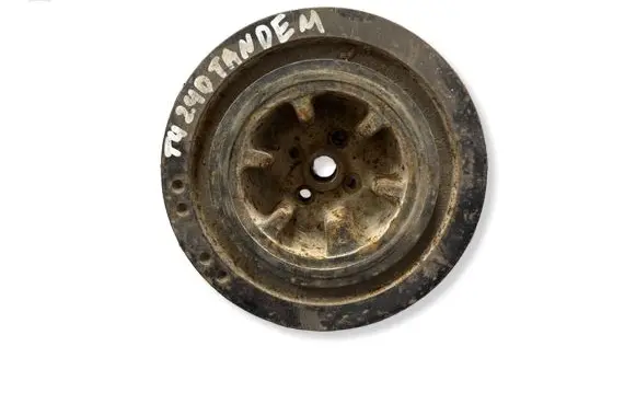 Volkswagen Transporter - Caravelle T4 Crankshaft pulley 074105251J