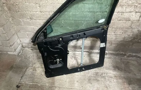 Audi 100 200 5000 C3 Front door manual window regulator