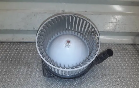 Subaru Impreza III Heater fan/blower 5027261760