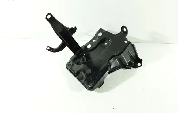 Toyota Yaris Battery tray 