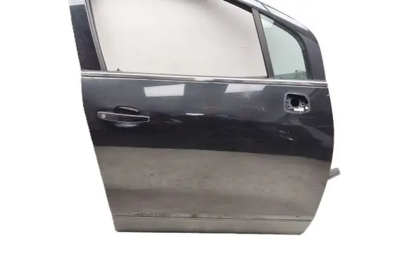 Opel Mokka X Front door