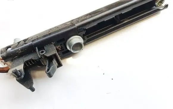Opel Zafira B Seat belt adjustment rail 13193568