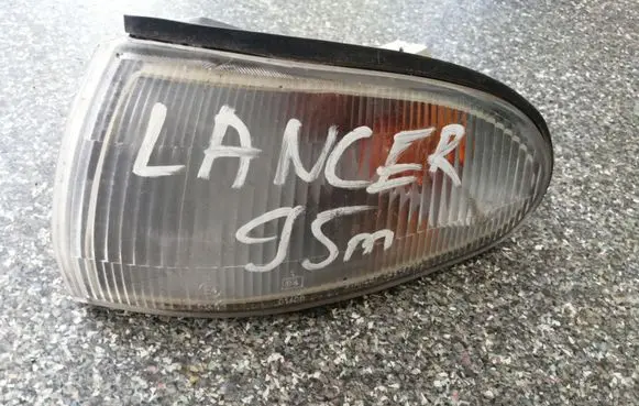 Mitsubishi Lancer Front indicator light 0455785