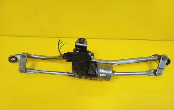 Audi A4 S4 B6 8E 8H Front wiper linkage and motor 8E1955119 0390241509 8E1955603D