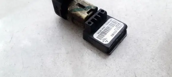 Mitsubishi Outlander Airbag deployment crash/impact sensor 8651A002 39754C