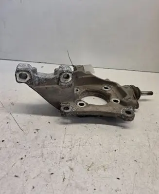 Volvo V70 Front wheel hub spindle knuckle 9461944