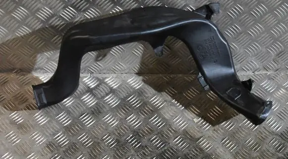 Porsche Cayenne (9Y0 9Y3) Intercooler hose/pipe 9Y1819656D