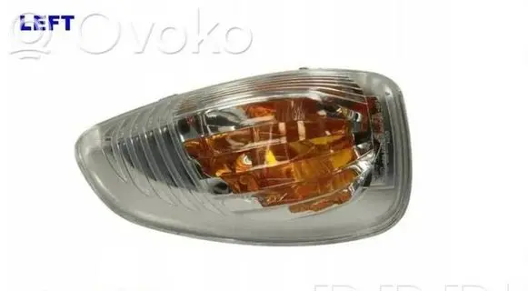 Renault Master III Mirror indicator light 261652475R 2616500Q0B 95508975