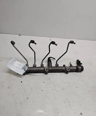 Fuel main line pipe
