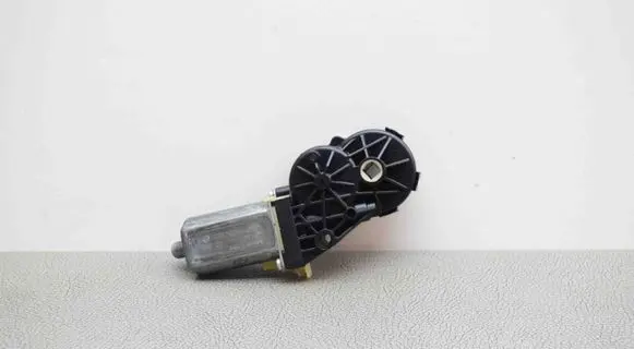 Audi Q5 SQ5 Seat adjustment motor 4464370 0390203467