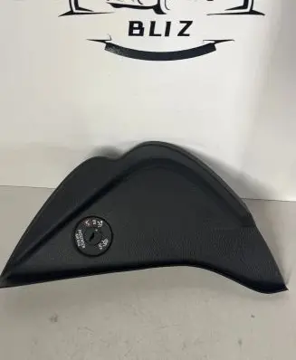 Opel Meriva B Dashboard side end trim 13258314 460029937