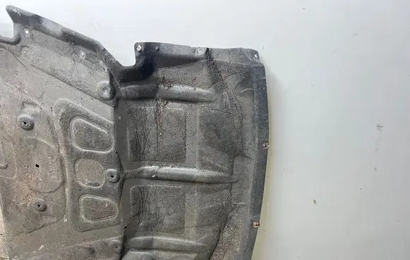BMW 2 F22 F23 Engine splash shield/under tray