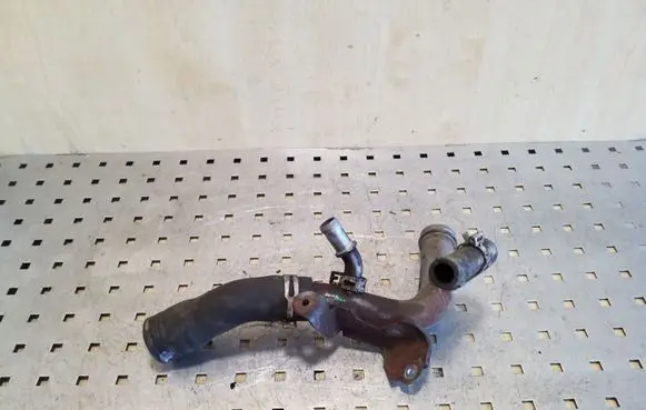 Nissan Qashqai Engine coolant pipe/hose