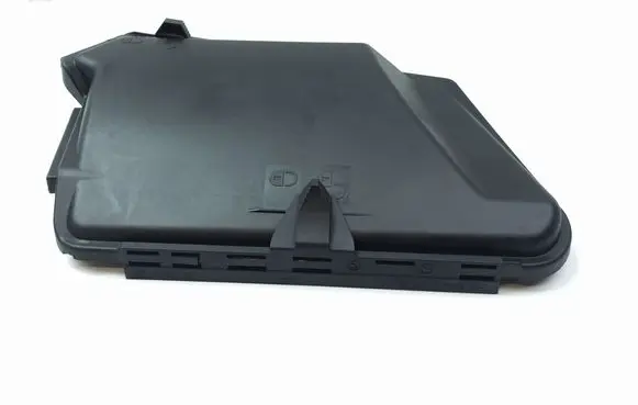 Mercedes-Benz E W211 Fuse box cover A2115400182