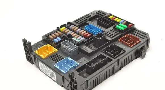 Opel Corsa F Fuse box set 9855665280
