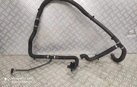 Renault Trafic III (X82) EGR valve line/pipe/hose 212018383R