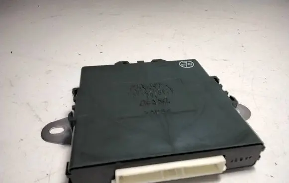 Lexus IS 220D-250-350 Parking PDC control unit/module 8967053040 1012380111