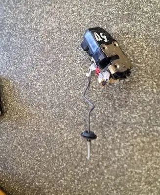 Chrysler 300 - 300C Rear door lock