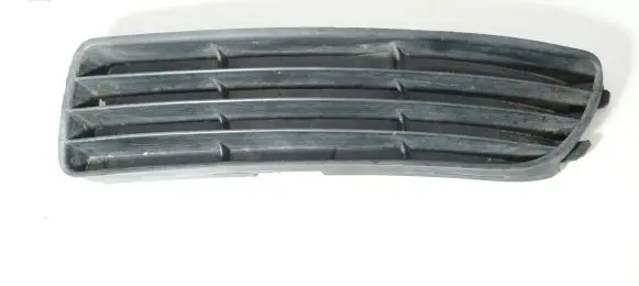 Audi A4 S4 B5 8D Front bumper lower grill 3D0807345B