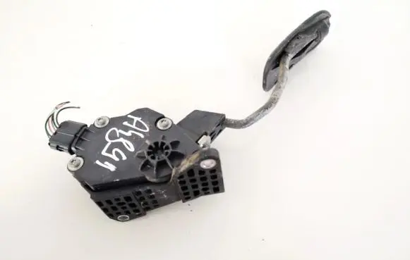 Lexus IS 220D-250-350 Accelerator throttle pedal 10H25000109 781403301