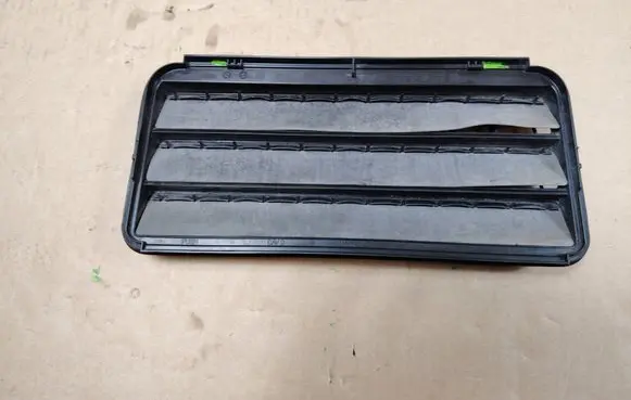 Tesla Model Y Quarter panel pressure vent 109875100C