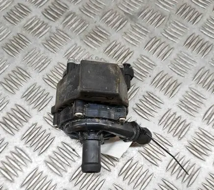 Fisker Ocean Electric auxiliary coolant/water pump FM2930130028A