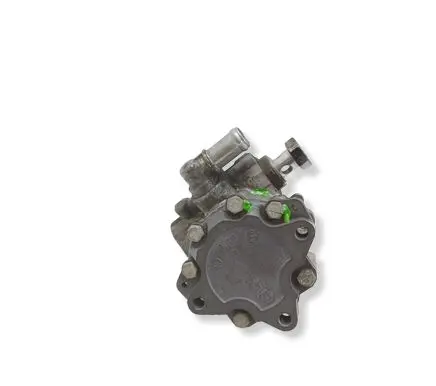 Volkswagen PASSAT B6 Power steering pump 