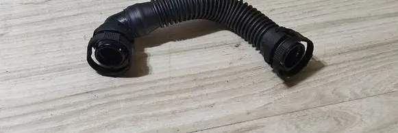 Breather/breather pipe/hose