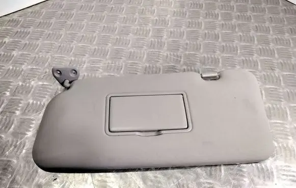 Nissan X-Trail T30 Sun visor
