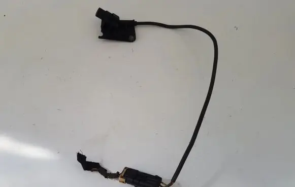 Opel Vectra B Crankshaft position sensor 90412795