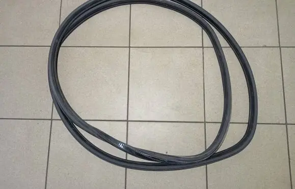 Volkswagen Crafter Front door rubber seal 7C0837911D