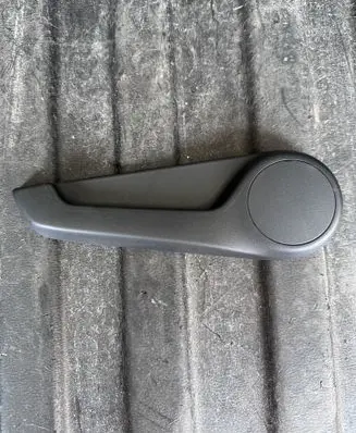 Lexus RX 450H Rear seat side bottom trim 7252548040