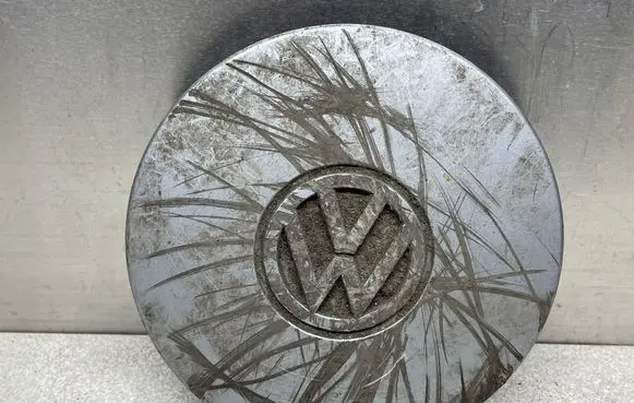 Volkswagen Golf III Original wheel cap 6n0601149