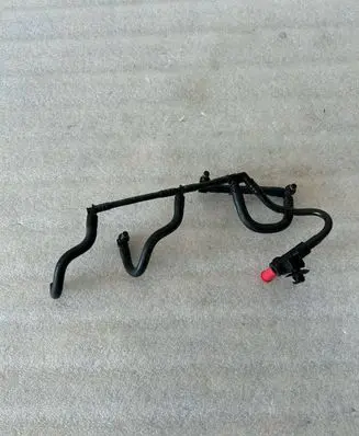Renault Clio IV Fuel return line/hose 166714217R