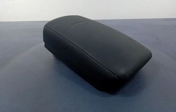 Nissan Qashqai Armrest 07B2404CB9