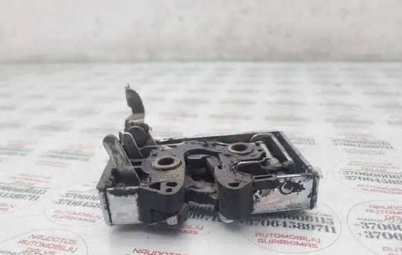 Audi 80 90 B3 Front door lock 8A1837015A