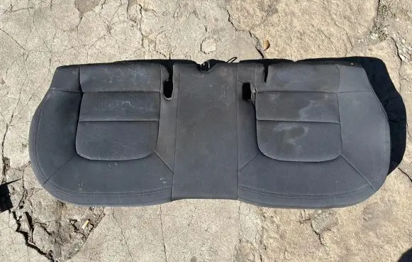 KIA Rio Second row seats 
