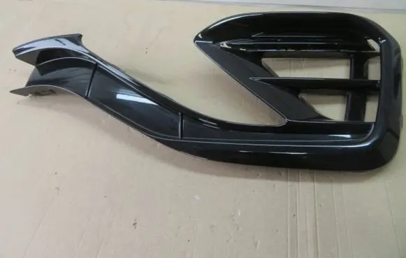 Volkswagen Arteon Front bumper lower grill 3G8853666E