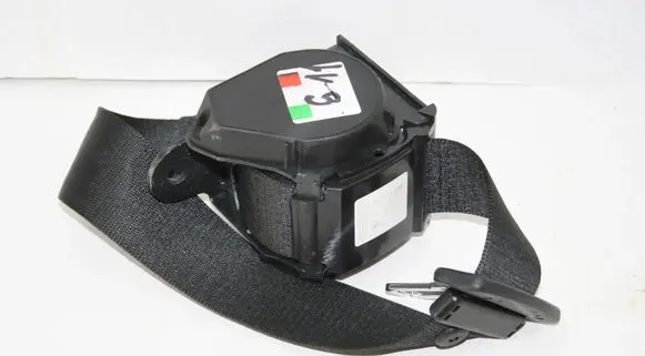 BMW 7 G11 G12 Rear seatbelt 