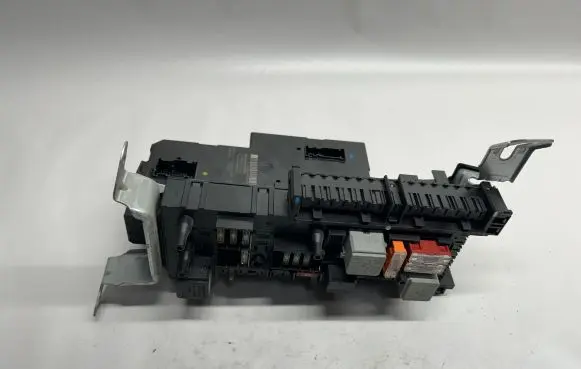 Mercedes-Benz E W212 Fuse module A2129004901 A2129015001