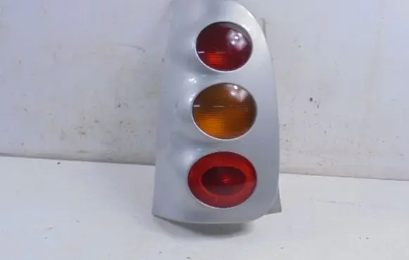 Smart ForTwo I Rear/tail lights 253031L